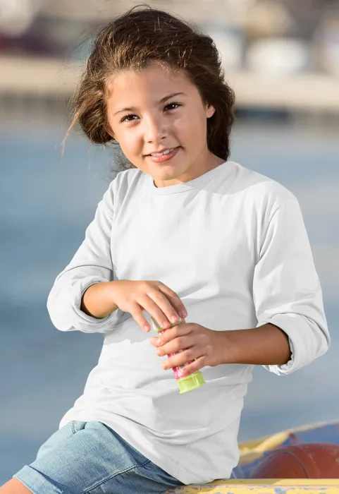 Kinder T-shirt met lange mouwen, witte Kinder T-shirt met lange mouwen, witte